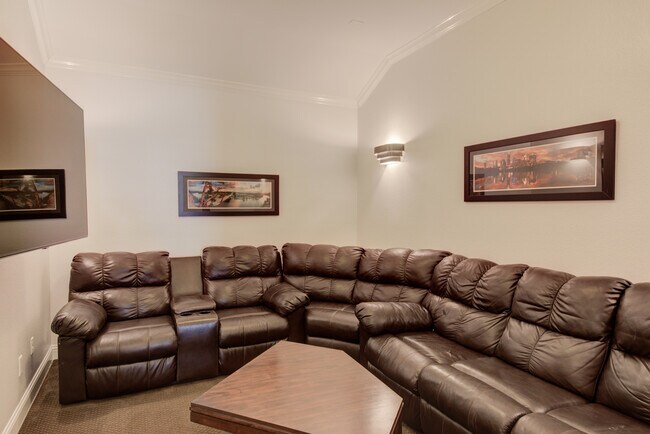 Building Photo - 308 Enchanted Hilltop Way