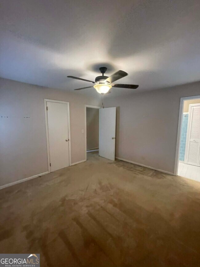 Foto del edificio - 311 Brookhaven Dr