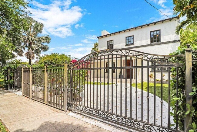 Foto del edificio - 111 SW 29th Rd