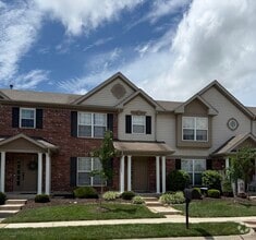 Building Photo - 1219 Ridgeway Dr