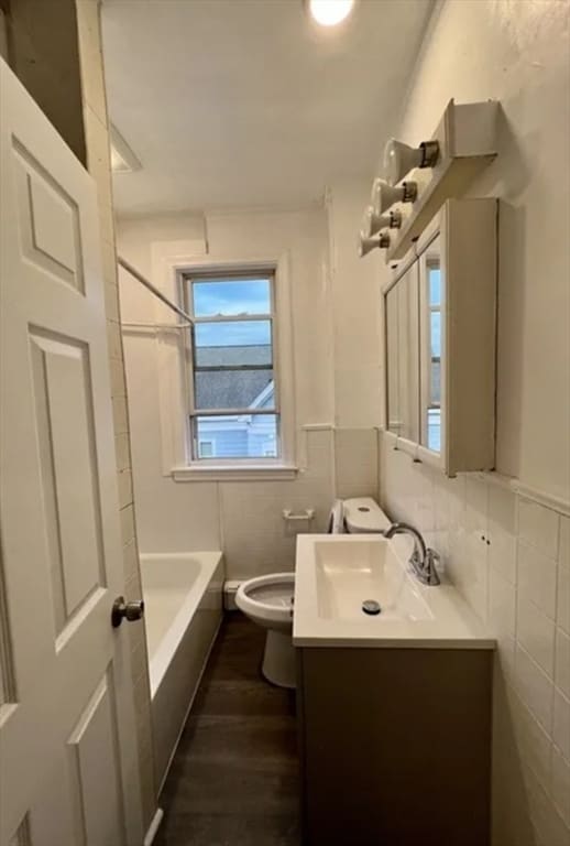 Building Photo - 7 Beacon St