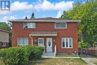 Building Photo - 1092 Cedar St