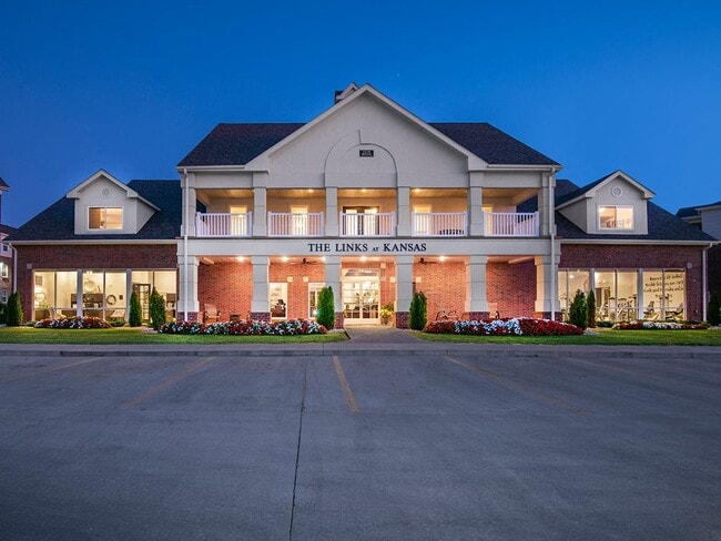 Building Photo - The Links at Kansas I/II