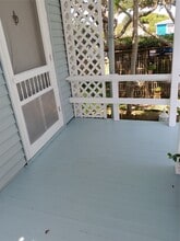 Building Photo - 2725 1/2 Bernardo De Galvez Ave