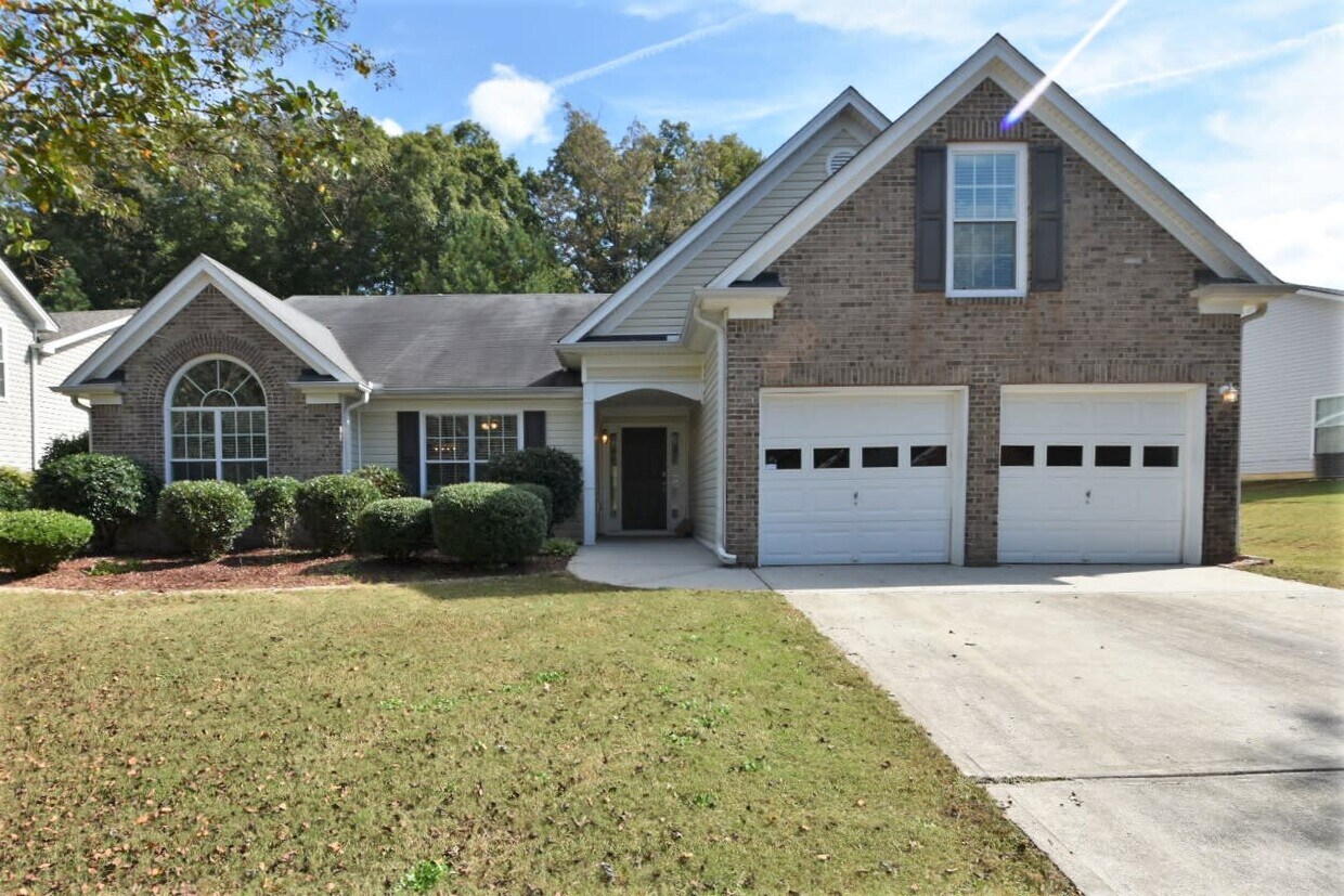 Primary Photo - 425 Ballyshannon Dr