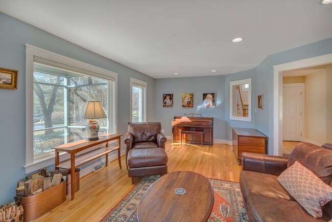 Building Photo - 1865 Cobblestone Ln