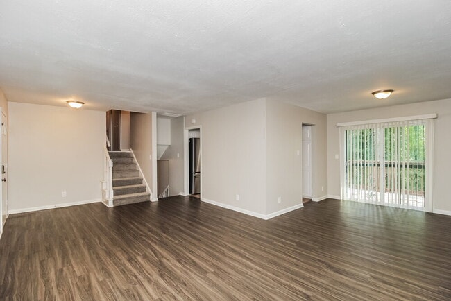 Building Photo - 4676 Pueblo Dr SW