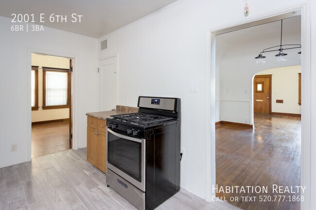 Foto del edificio - 2001 E 6th St