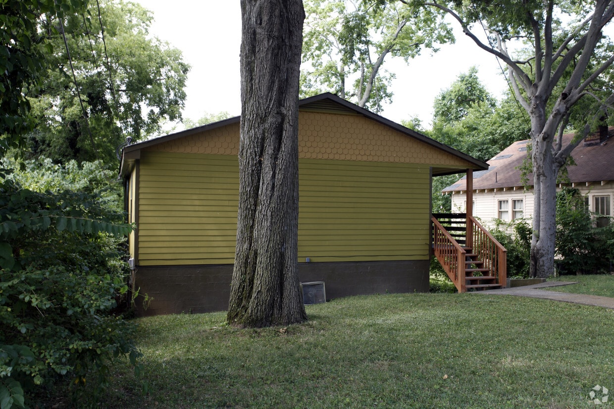 Building Photo - 1308 Caldwell Ave