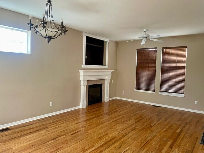 Foto del edificio - 2738 Autumn Harvest Way