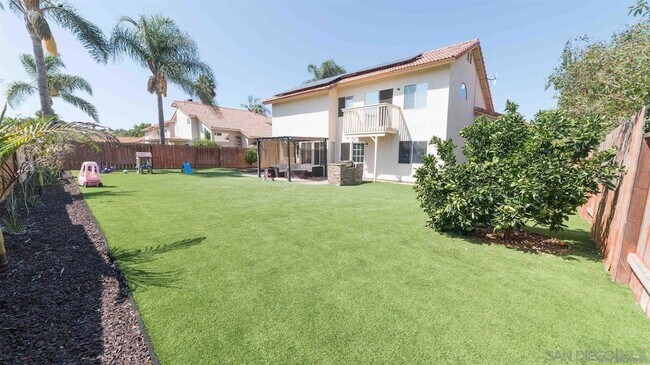 Foto del edificio - 3435 Crystal Wood Dr