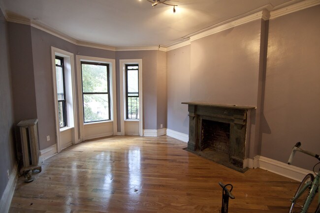 Building Photo - 88 Clinton Ave