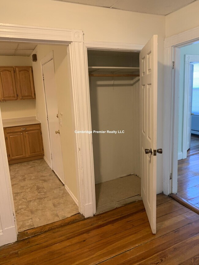 Foto del edificio - 130 Talbot Ave