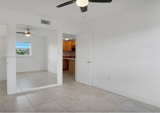 Foto del edificio - 4275 NW S Tamiami Canal Dr