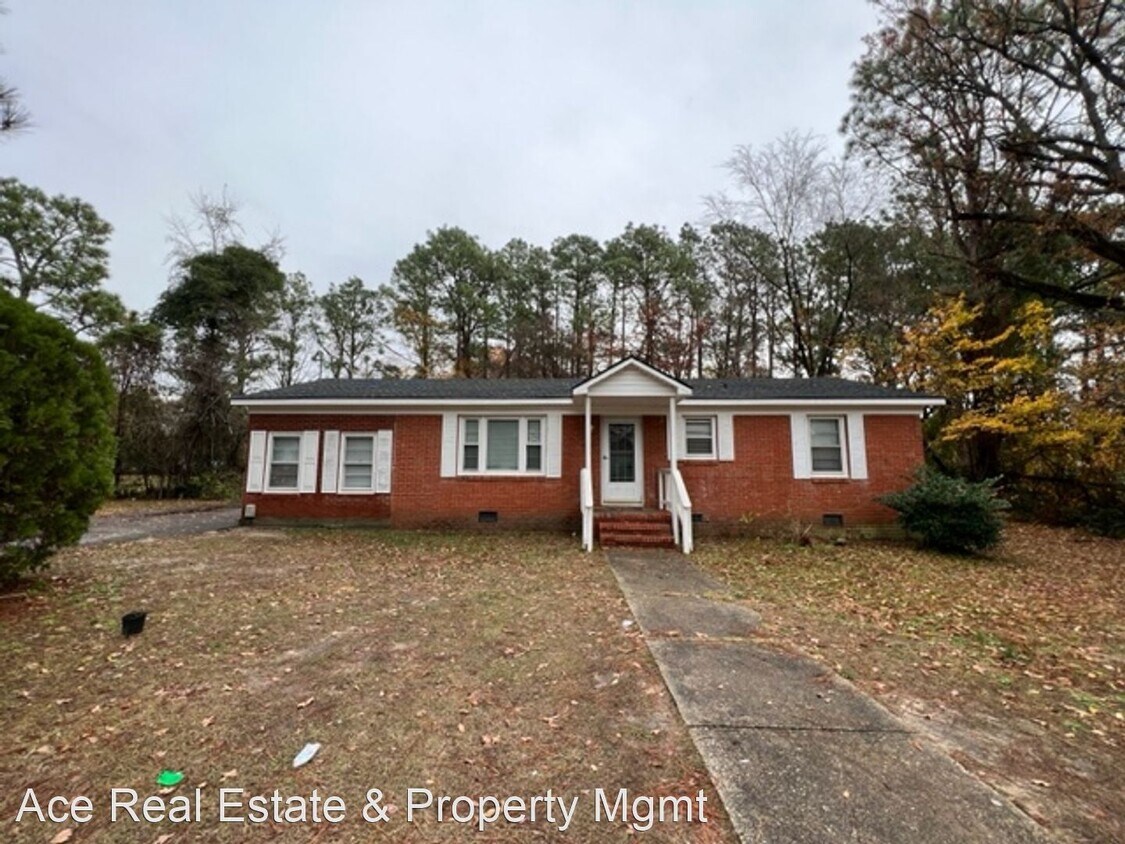 Primary Photo - 4 br, 1 bath House - 2205 Kimberly Drive