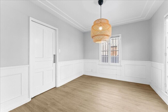 Foto del edificio - 335 N Genesee Ave