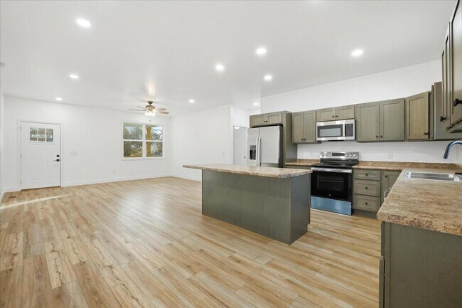 Foto del edificio - Dandridge -  New Construction