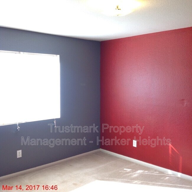 Building Photo - 2909 Blackburn Dr