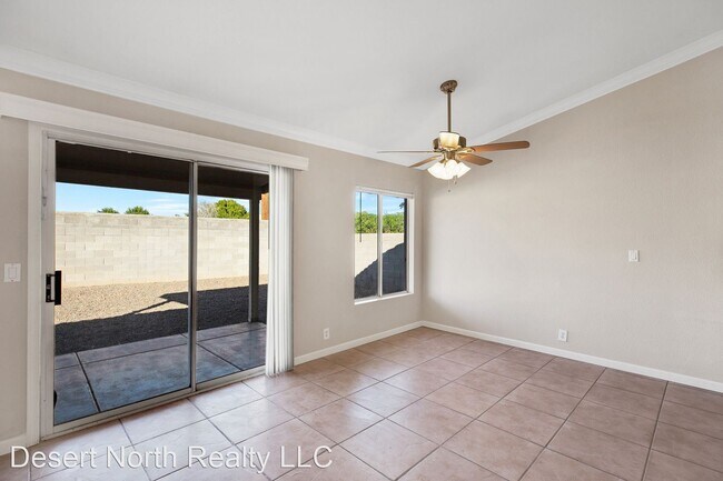 Building Photo - 3 br, 2 bath House - 1052 W Paseo Way