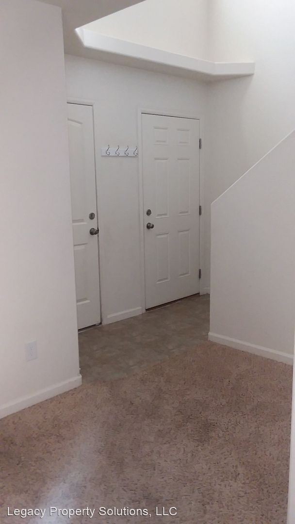 Building Photo - 3 br, 2.5 bath House - 3900 Fire Walker Trail
