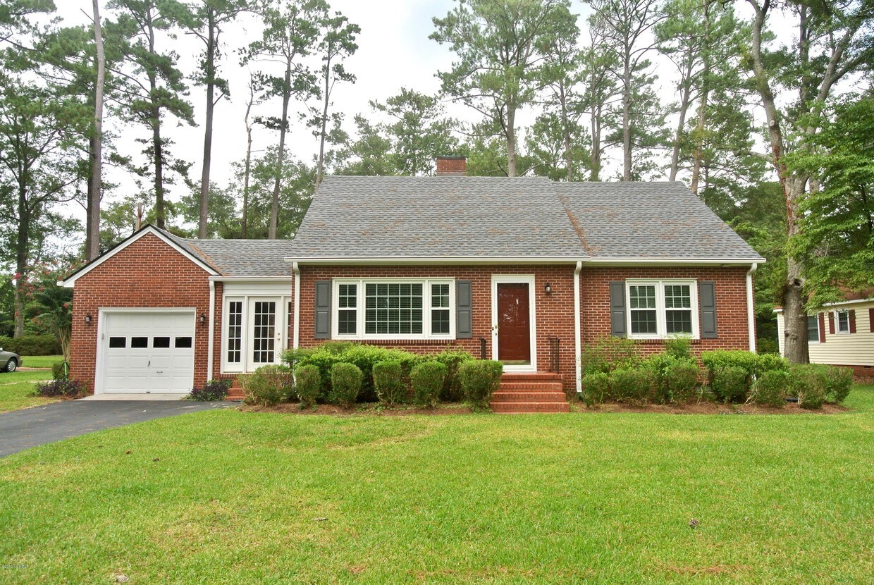 Primary Photo - 4708 Trent Woods Dr