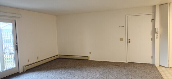 Foto del edificio - 5586 Guilford Rd