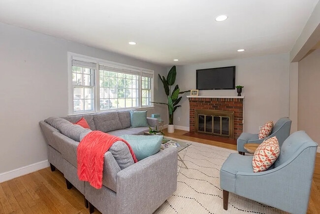 sala de estar 2 - 353 Washington St