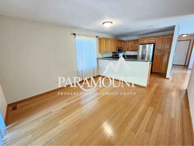 Foto del edificio - Beautiful 3 Bedroom in Bremerton!