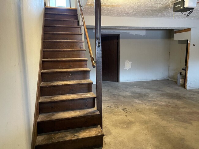 Foto del edificio - 6 Holloway Dr