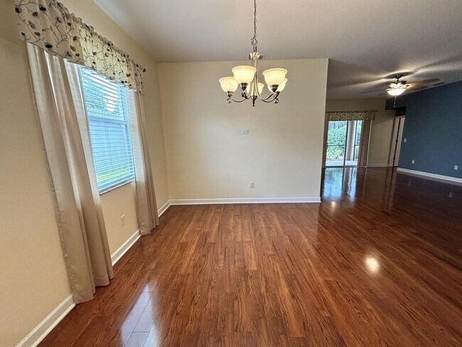 Building Photo - 3677 Serena Lane