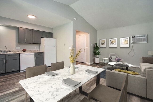 Building Photo - Titleist Club Apartments