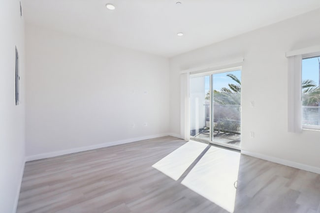 Foto del edificio - 2341 Ulric St