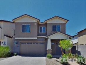 Building Photo - 4537 E Granada St