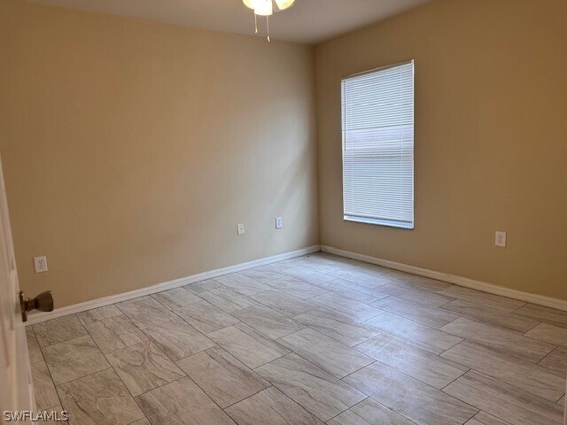 Building Photo - 2573 Nature Pointe Loop