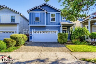 Building Photo - 5639 NE Hidden Creek Dr