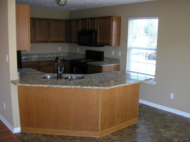Foto del edificio - 403 Cedar Hollow Dr