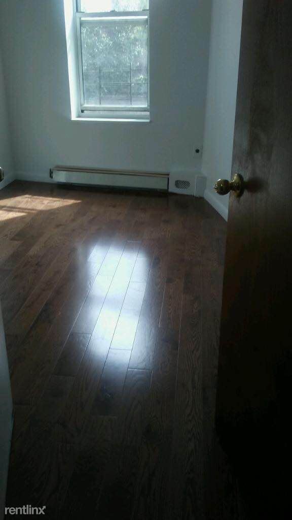 Foto del edificio - 6073 Myrtle Ave