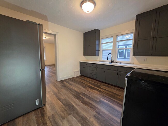 Foto del edificio - 1415 S 19th St