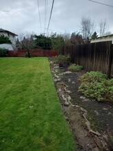 Building Photo - 265 Blackfoot Ave