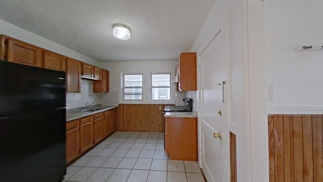 Foto del edificio - 237 Billings Rd