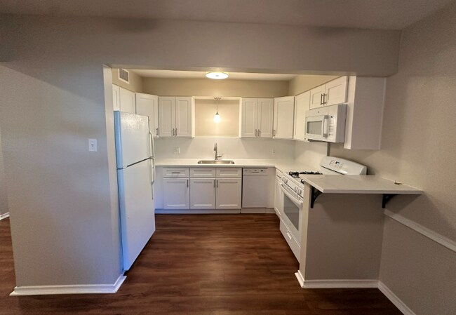 Foto del edificio - 6205 Oram St