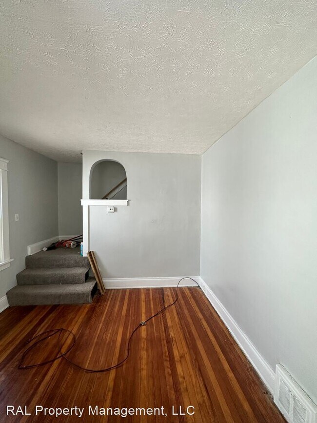 Building Photo - 2 br, 1 bath House - 13913 Melzer Ave