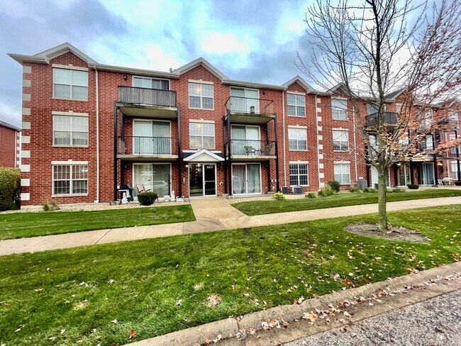 Foto del edificio - 16631 Liberty Cir