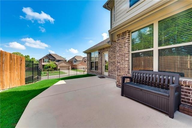 Foto del edificio - 1300 Poplar Dr