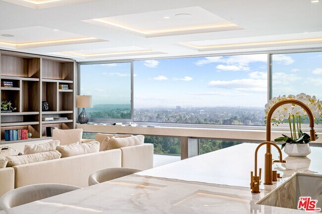 Foto del edificio - 2222 Ave of the Stars
