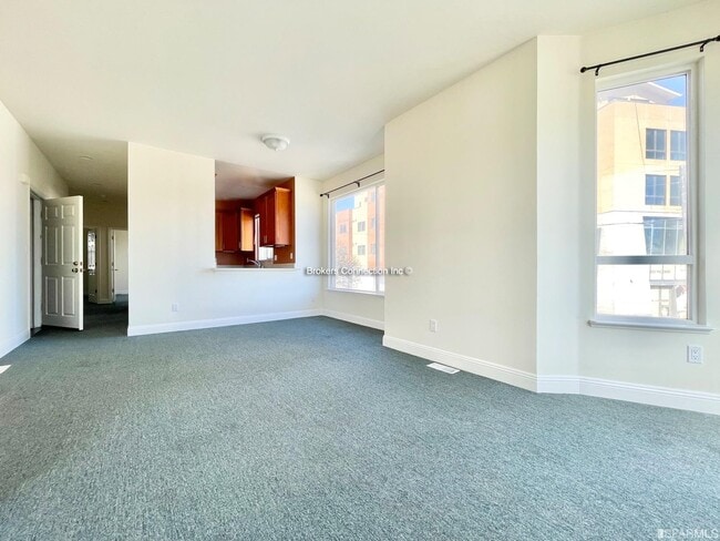 Building Photo - 2908 Sloat Blvd