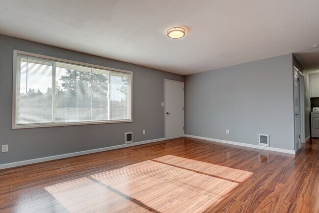 Foto del edificio - 0809-1172 SW Swantown Rd