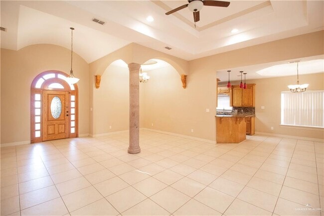 Building Photo - 4905 S Hummer Ln