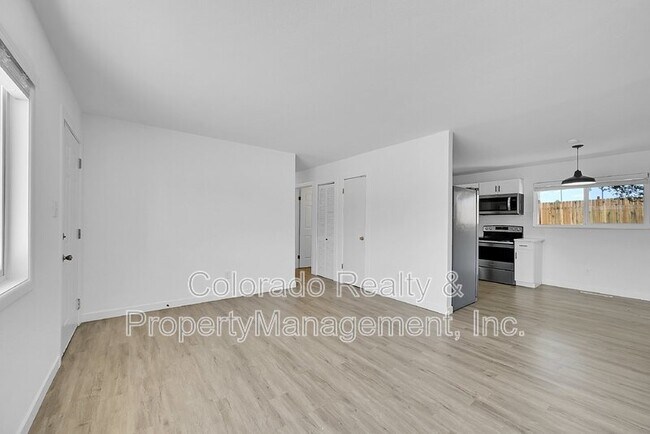 Building Photo - 3526 Verde Dr
