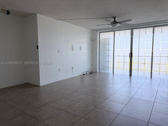 Foto del edificio - 1780 NE 191st St